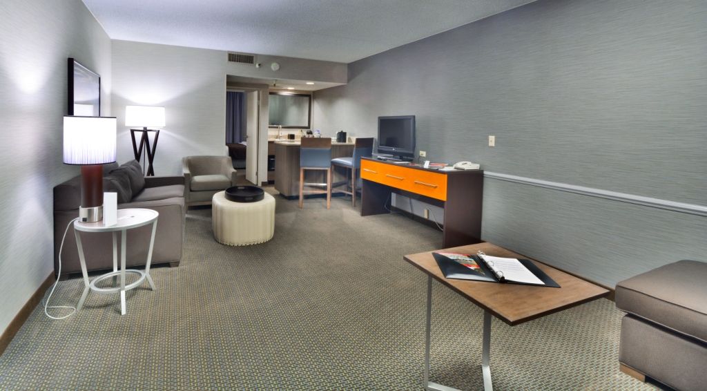Embassy Suites By Hilton Denver Central Park Quarto foto