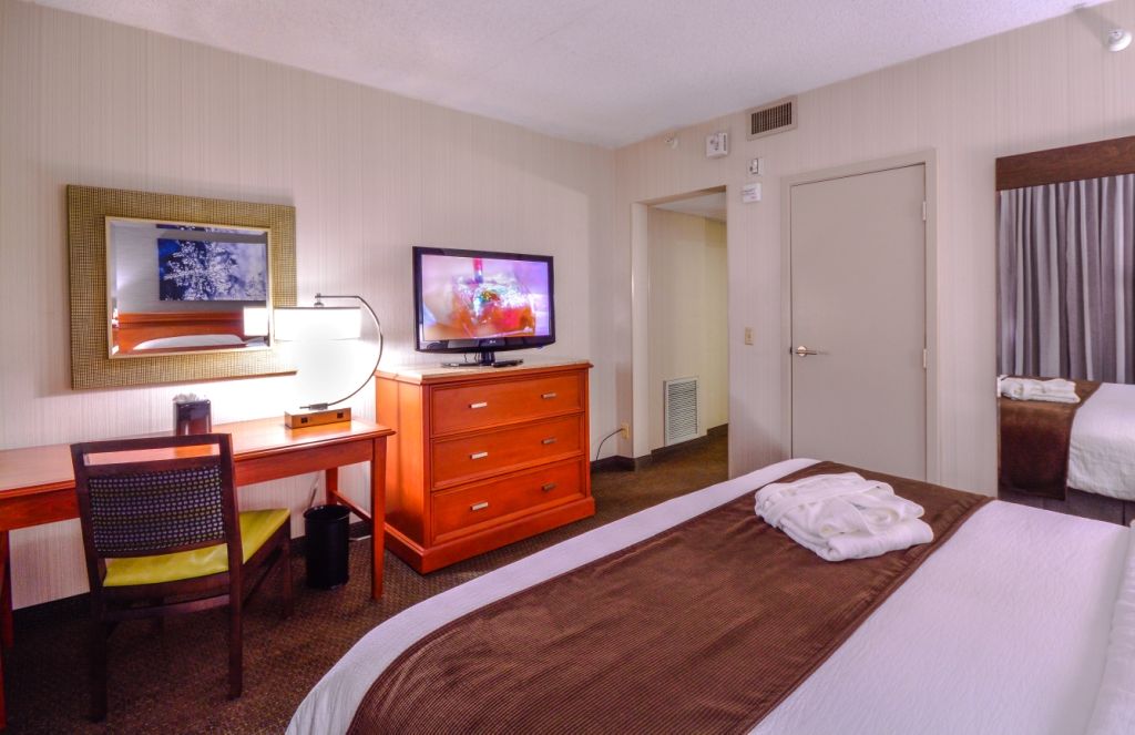 Embassy Suites By Hilton Denver Central Park Quarto foto